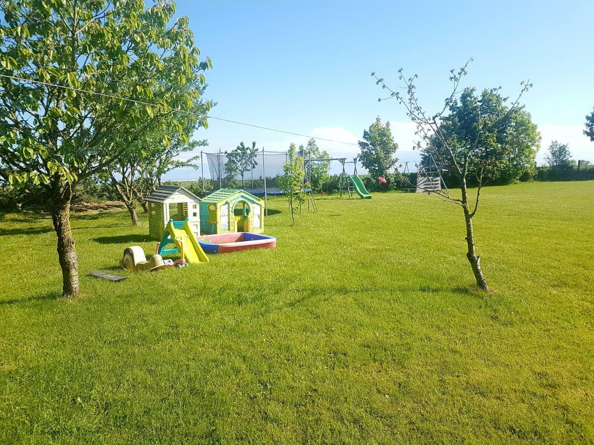 Noclegi Beata Dabki Exterior photo